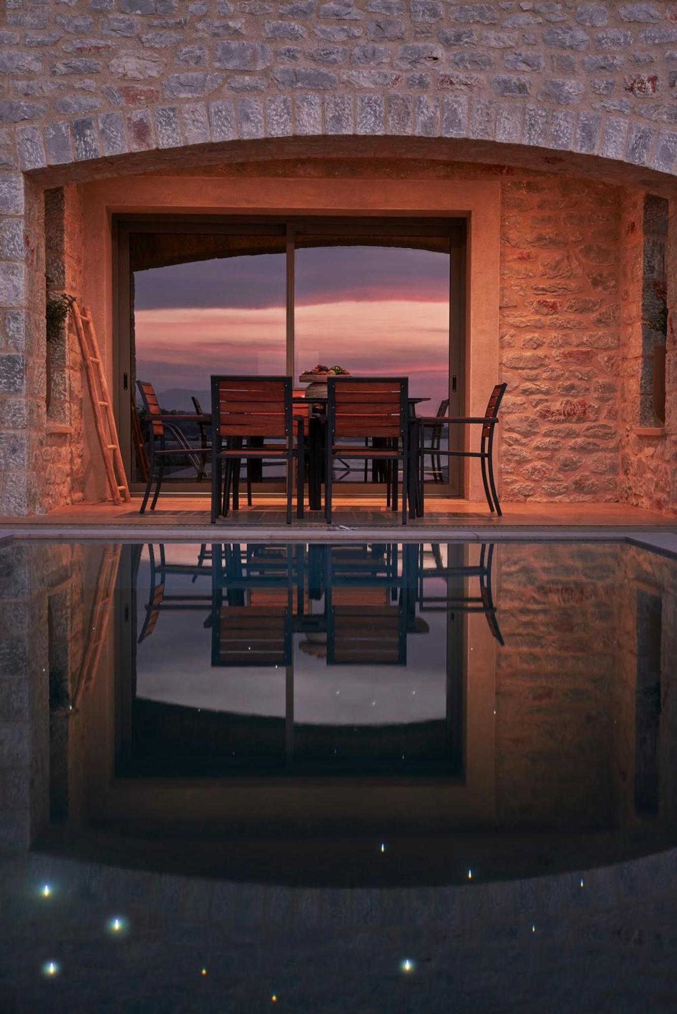 Beachfront Alassa Villas With Private Pools Kotronion  Екстер'єр фото